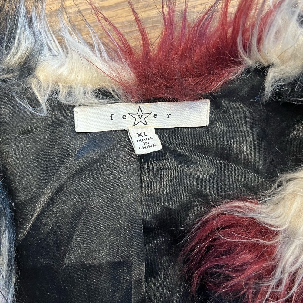 Fever multi color Faux Fur Vest with pockets. - Picture 8 of 10